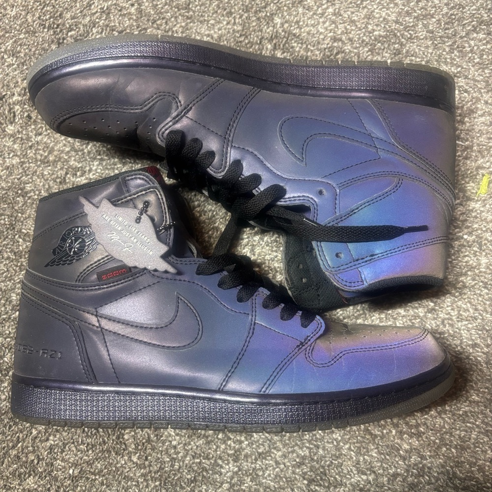 Jordan 1’s Men's Iridescent Blue High-Top Sneakers